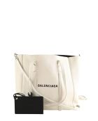 Bolsos de piel blanca - 35x14x29 cm - En buen estado