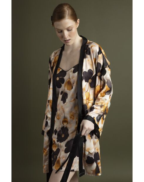 Bata C air luxe kamerjas met bloemen