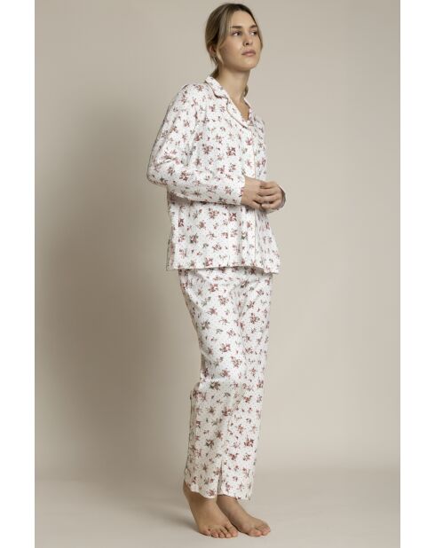 D E Pyjama mit Korallenblüten und offenen Ärmeln mit Tupfen