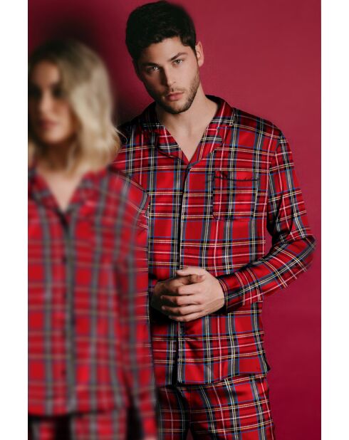Pijama rojo de estilo escocés