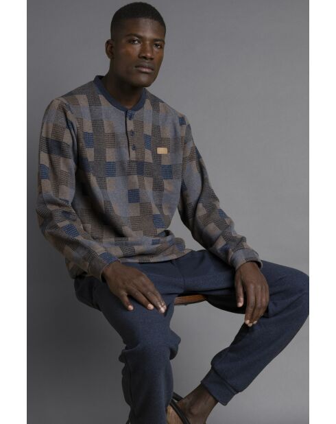 Pijama rectangular marrón