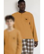 Lou Lou devuelve un pijama para hombre en mostaza