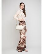 Thea leren schoudertas met klep gebroken wit - 24x15x9 cm