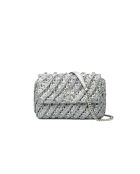 Schultertasche Kira aus Leder in Silber, 22,5 x 14 x 8 cm