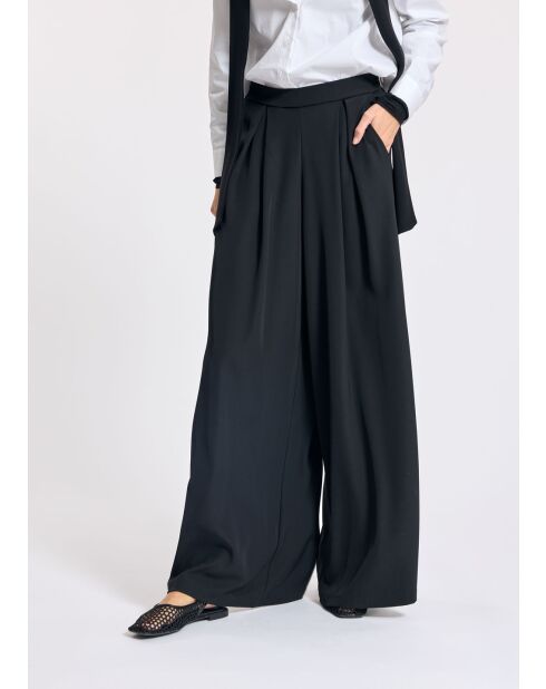 Schwarze, elegante Hose