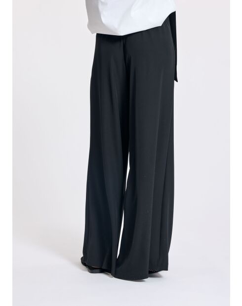 Schwarze, elegante Hose
