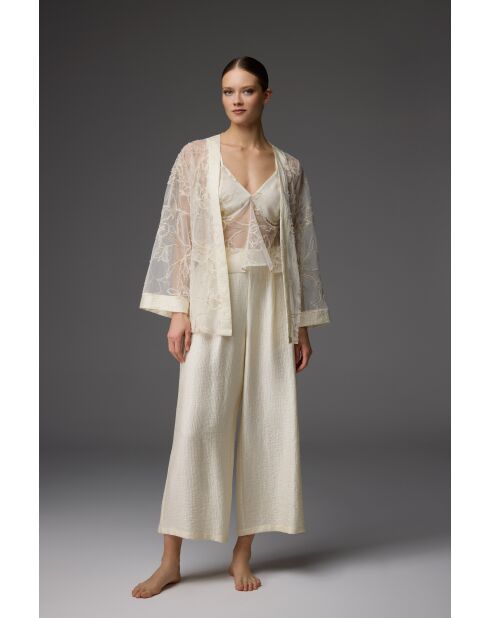 Conjunto de pijama de encaje de 3 piezas color crema BM-1825