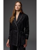 Conjunto de bata negra de jacquard y pantalón satinado BM-1816