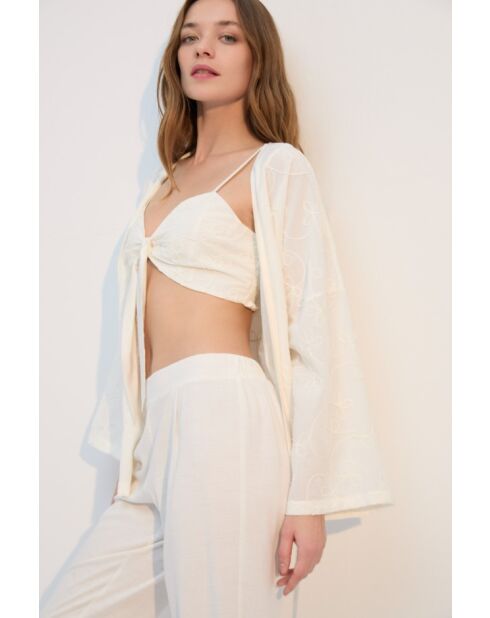 BJM-1722 crèmekleurige pyjamaset met geborduurde 3-delige pyjamaset