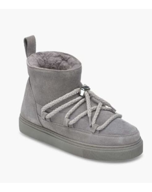 Graue Schneestiefel mit Innenfutter aus Samt