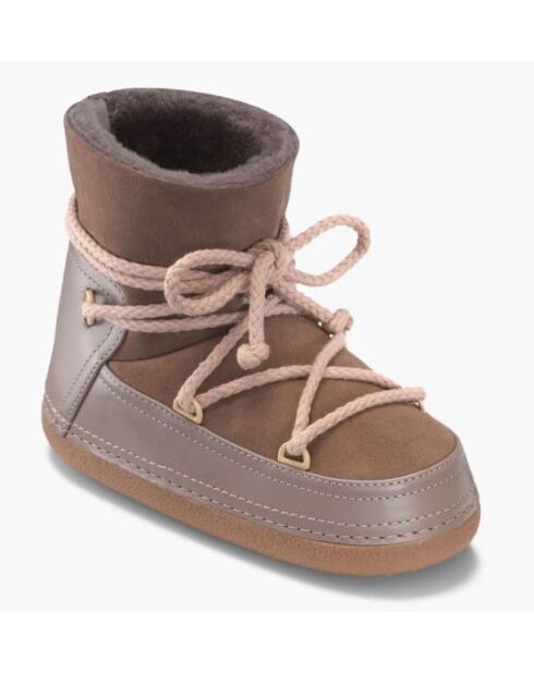 Taupe sneeuwlaarzen met schapenvoering