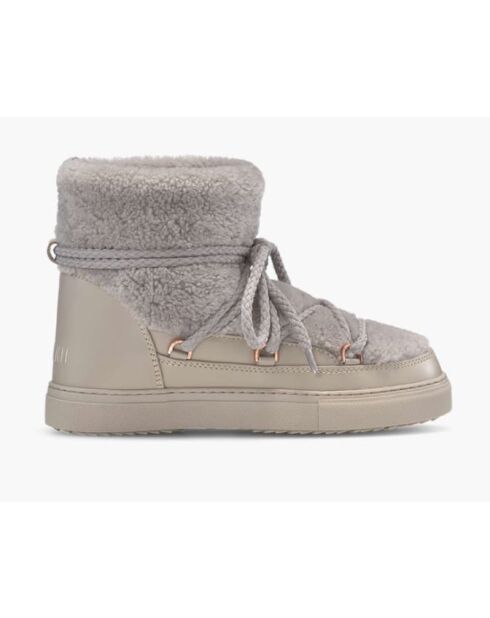 Graue Schneestiefel mit Lammfellfutter