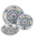 Veelkleurige dinerset van Andalusisch porselein - 18 stuks