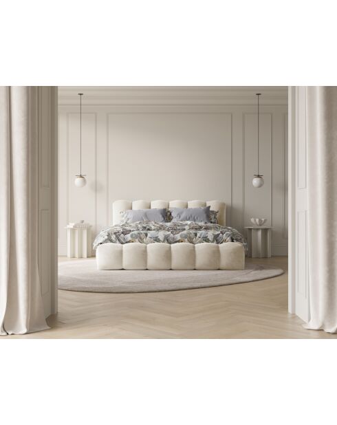 Cama cómoda Cameron de terciopelo beige con cabecero - 226x206x95 cm