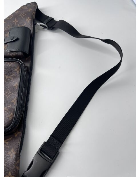 Sac banane Christopher Brun - 4x30x16 cm - Très bon état