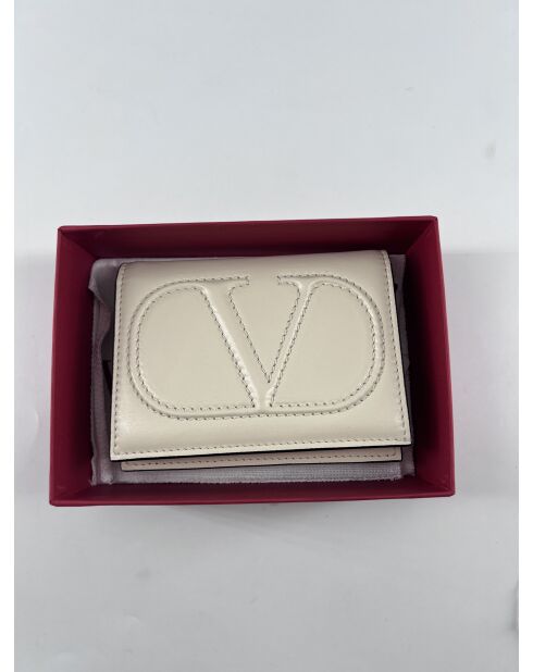 Estuche Rockstud color crema, 11 x 8 x 3 cm, nuevo estado