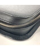 Taiga Black Geldbörse mit Reißverschluss - 4x24x24 cm - Sehr guter Zustand