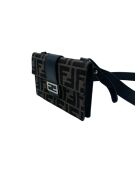 Zwart/Donkerbruine schoudertas met klep - 16,5x10,5x1,5 cm - Zeer goede staat