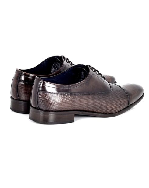 Oxford de piel marrón Pamor