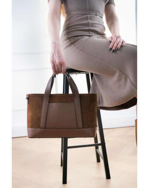 Belly Camel Handtasche aus Veloursleder, 35 x 21 x 12 cm