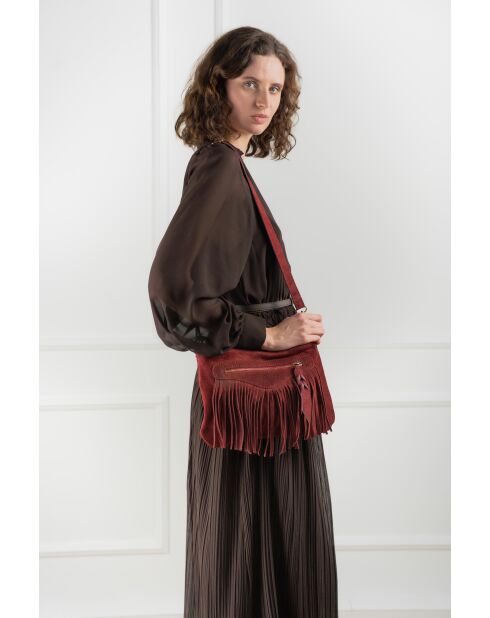 Nox Schultertasche aus Veloursleder in Burgunderrot, 22 x 28 x 2 cm