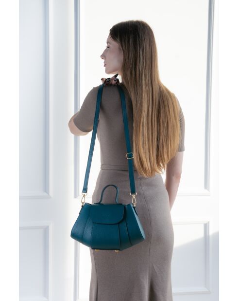 Smaragdgrüne Schultertasche Lara aus Leder - 20x28x8 cm