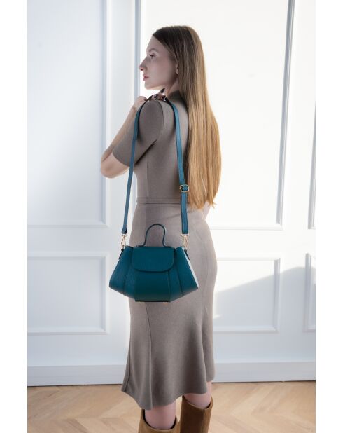 Smaragdgrüne Schultertasche Lara aus Leder - 20x28x8 cm