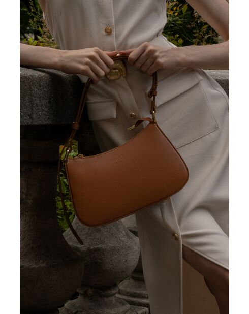 Juna Schultertasche aus Kamelleder - 26x16x6 cm