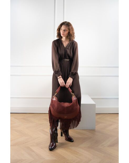 Kael Schultertasche aus Samt mit bordeauxroten Fransen - 28x44x2 cm