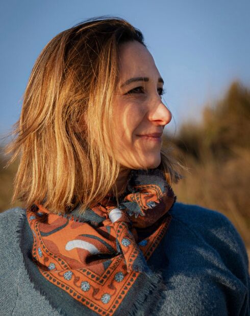 Schal aus 100% Wolle Blue Sparkle - 100x100 cm