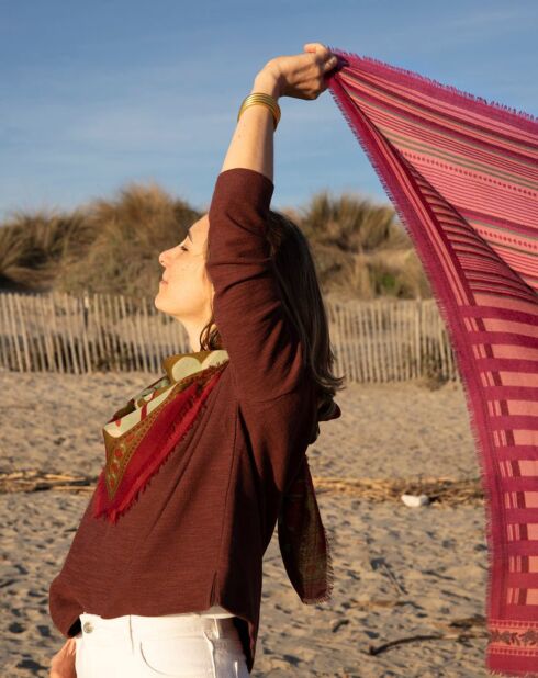 Raspberry Lines sjaal van 100% wol - 100x100 cm