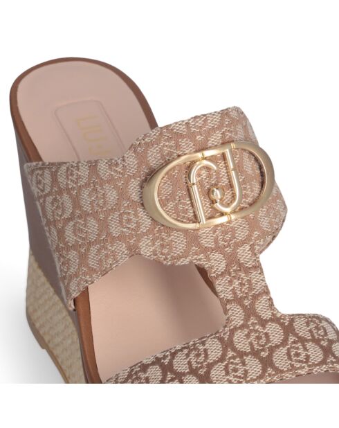 Sandalias con cuña Karen Biscuit