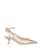 Hellgoldene Gemy-Pumps