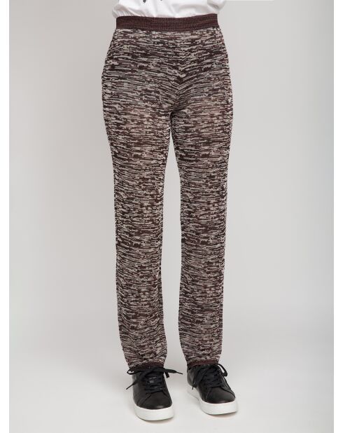 Pantalones marrones e Irene marrón