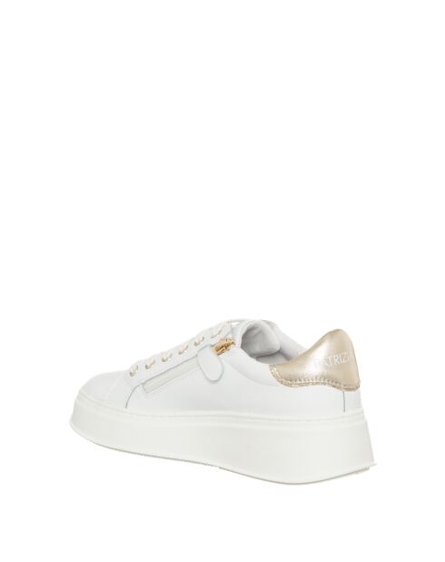 303-31 Weiße Ledersneaker