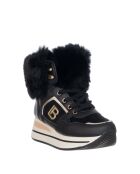 9257 Schwarze Turnschuhe