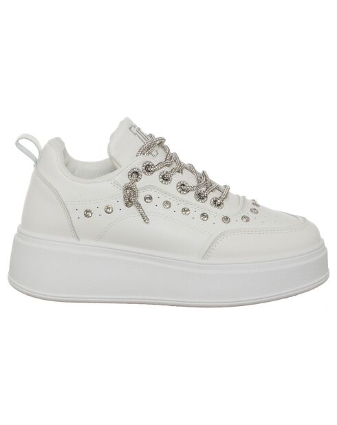 8729 Witte sneakers