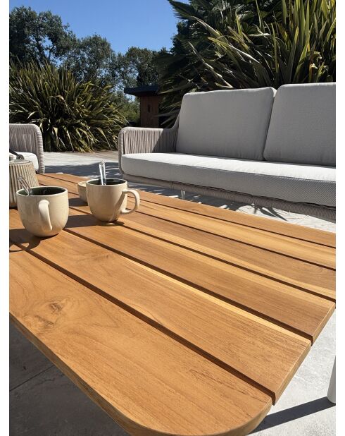 Niedrige Gartenmöbel von Orella Grège