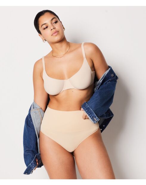 String Power Byetam beige