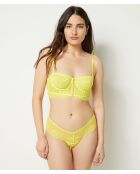 Spritziger gelber Abenteuer-Tanga