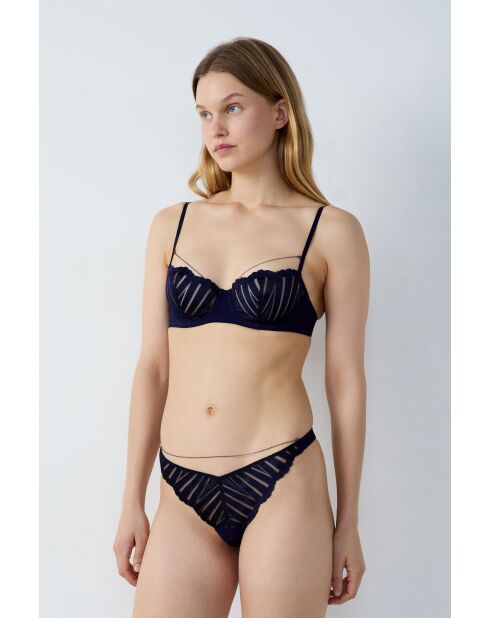 Erlesener marineblauer Tanga