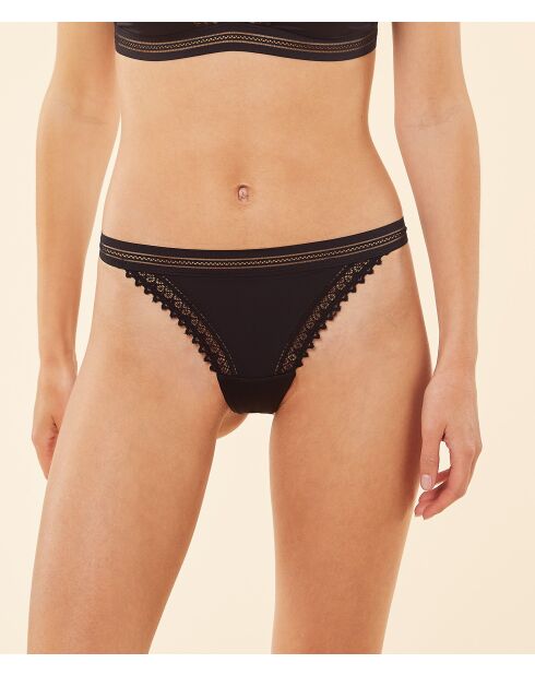 Tanga nero alla caffeina