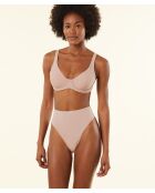 Perfekter beiger Baumwollstring