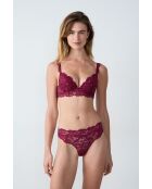 Legende dunkelrotes Höschen