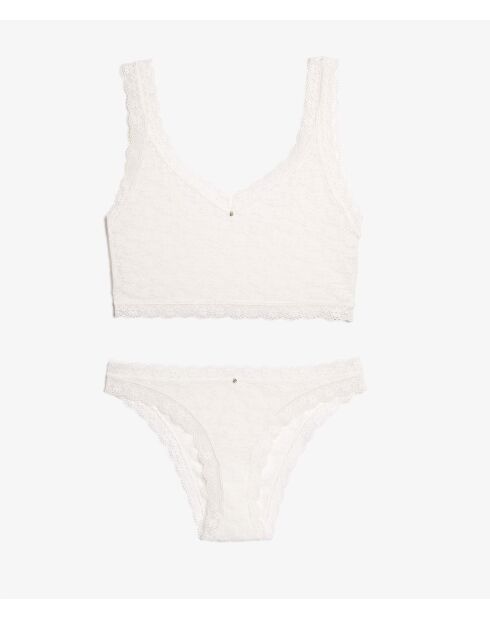 Conjunto de bralette y braguitas de encaje color crudo