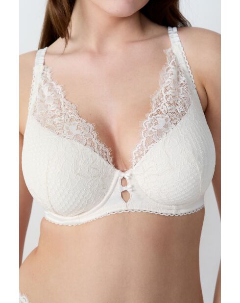 Brillance ecru bh met beugel nr. 6