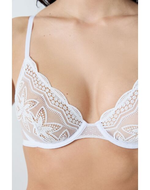 Sujetador con aros en color crudo Sun Kiss