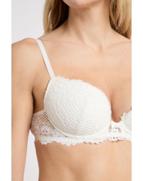 Success Pearl beugelbeha nr. 5