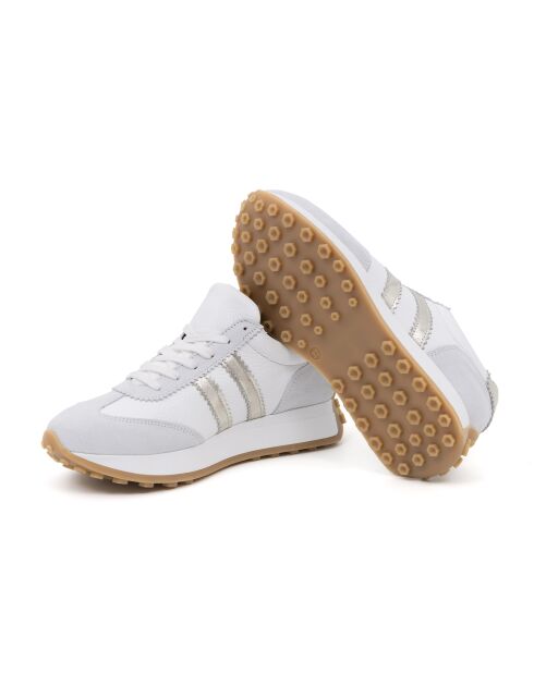 Baskets Jadiya en daim blanches