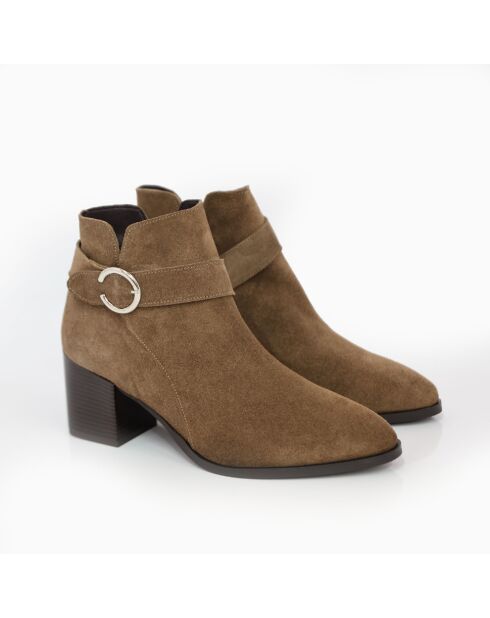 Braune Wildlederstiefel Carola - Absatz: 5 cm